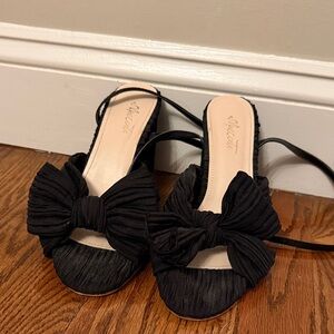 Elegant Black Bow Sandals